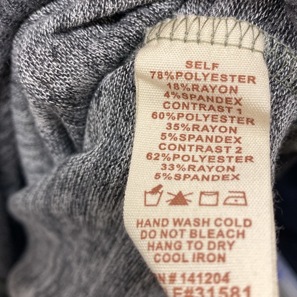 Hem & Thread Cozy Camo Contrast Hoodie NWT - Picture 5 of 5